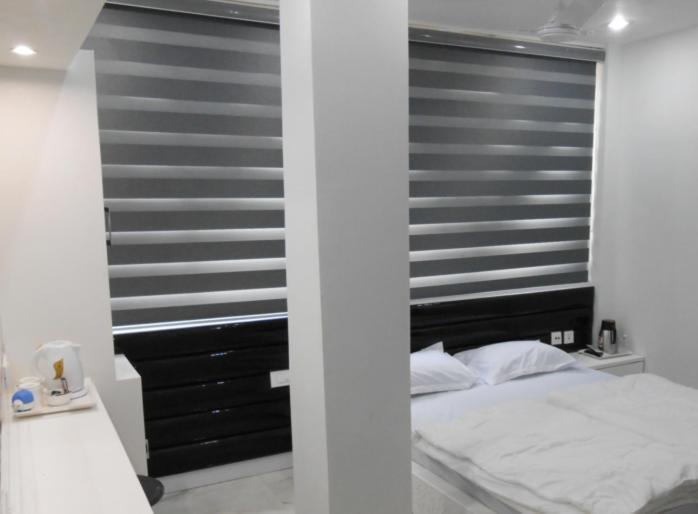 Hiland Inn Kalkuta Zewnętrze zdjęcie
